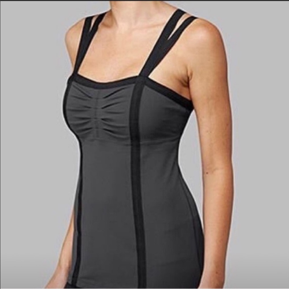 EUC Lululemon Insight Crisscross Tank 6